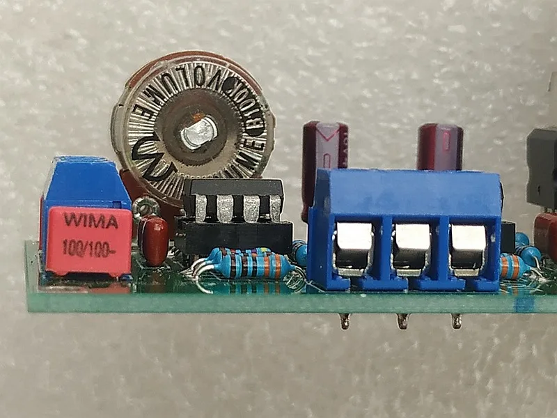 Предусилитель Music A1 AD827/OPA2604/MJSE02