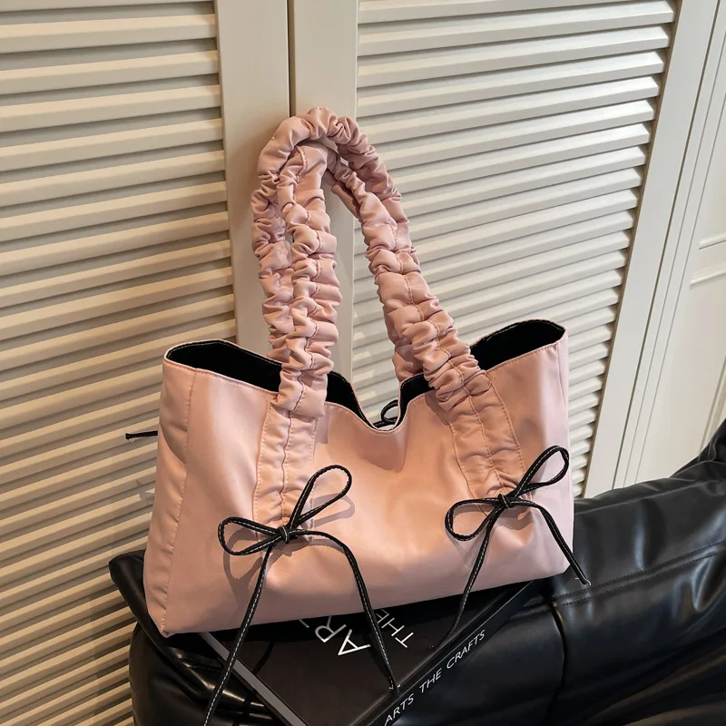 

Новая элегантная женская сумка-тоут с плиссированным бантом, повседневная сумка для шопинга, сумка на плечо, стильный дизайн, сумка-тоут.