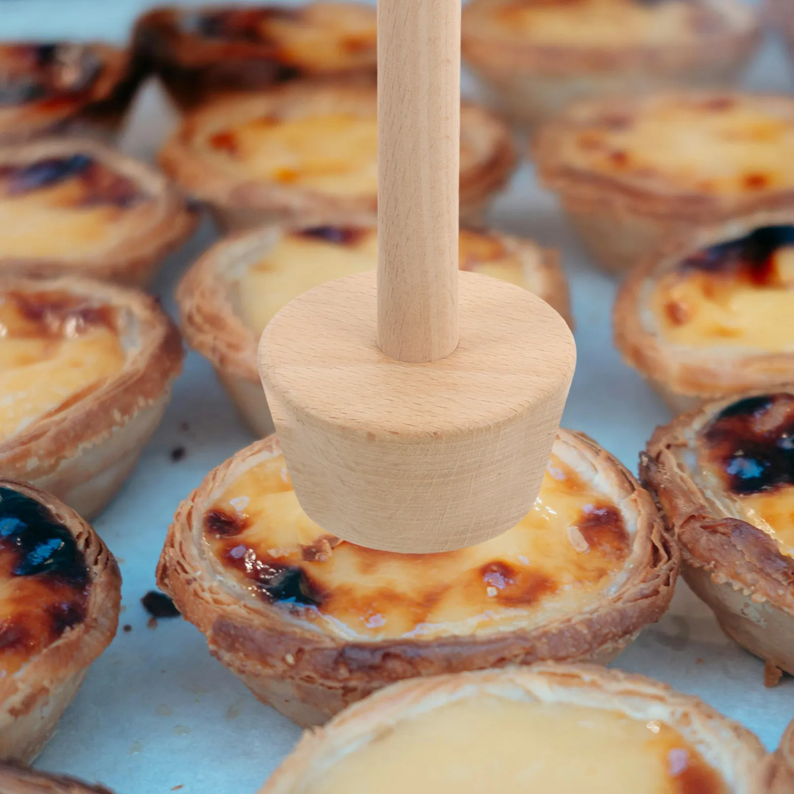 2Pcs Wooden Egg Tart Molds with Pastry Tamper Natural Wood Baking Tool for Home Kitchen Bakery Uniform Tart Base Shaping Tool