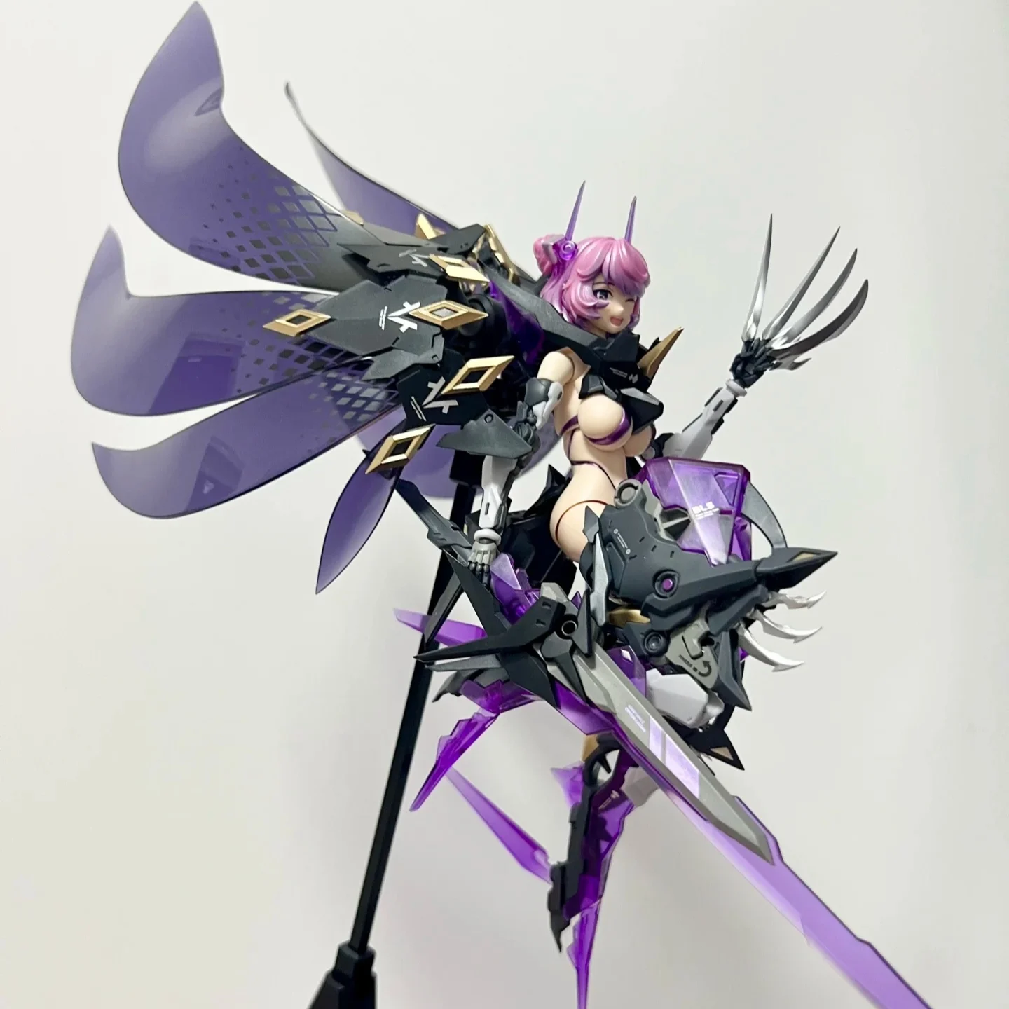 New Action Anime Figures Nuclear Chengzhi Manufacturing And Refueling Machine Mother Star Flower Lily Joint Movable Handheld Toy