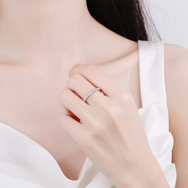 Cincin PT950 Platinum klasik untuk wanita, perhiasan mewah hadiah Natal pacar berlian Moissanite 0,165ct berkilau