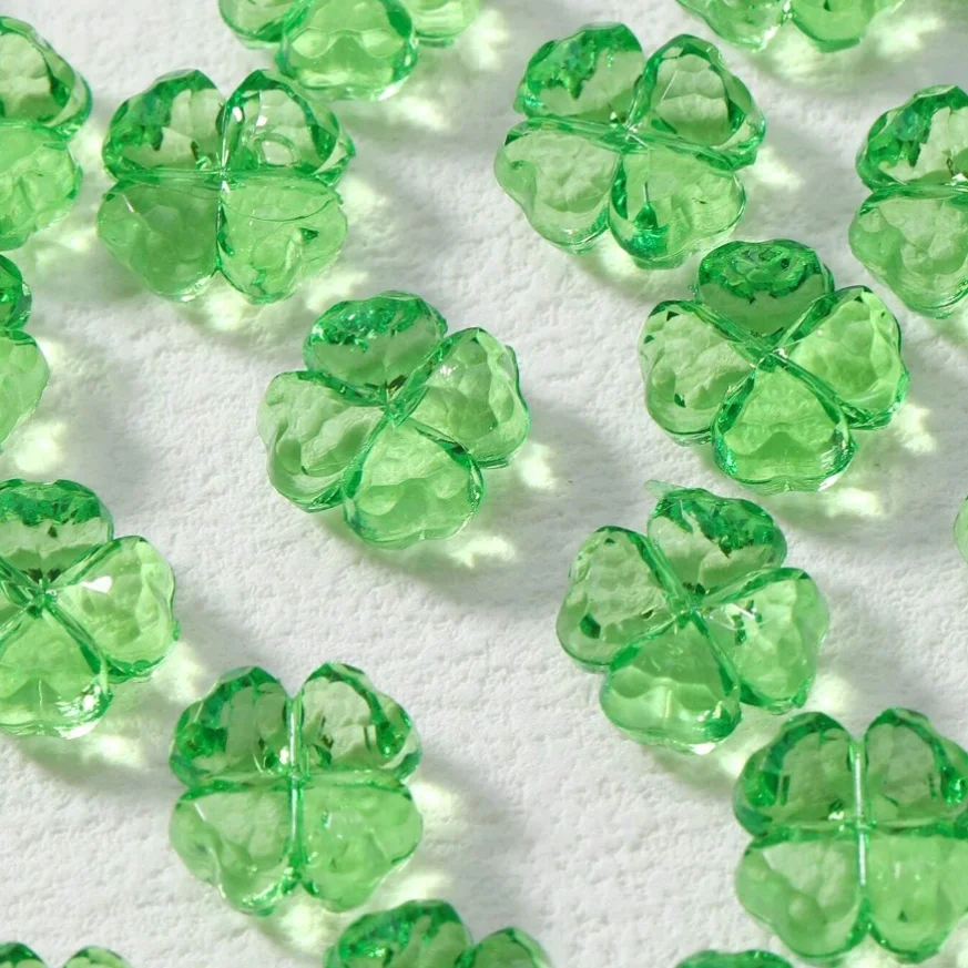 50/100pcs 3D Acrylic Clover Beads Green Lucky Charms for Bracelets Necklaces Earrings DIY Jewelry Making Craft Plastic Material