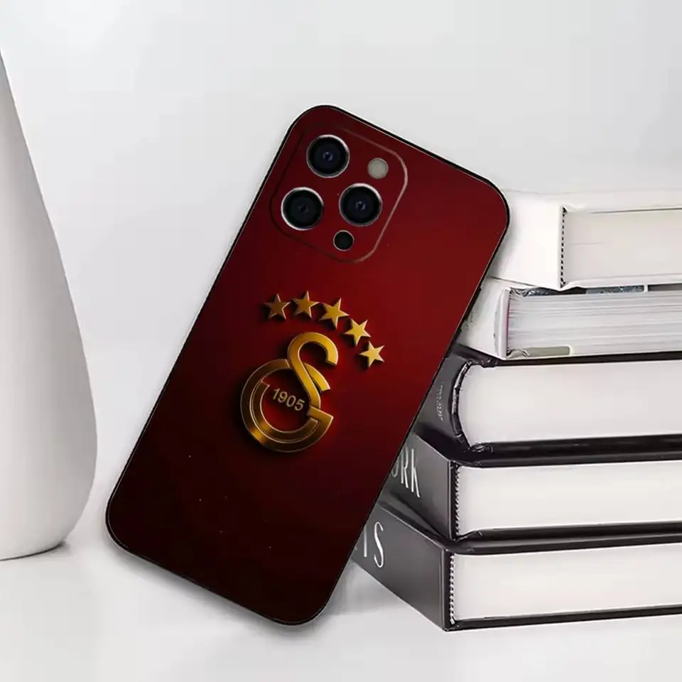 Funda de silicona suave negra para iPhone 17,16,15,14,13,12,11 Plus,Pro con equipo de fútbol Galatasaray 5