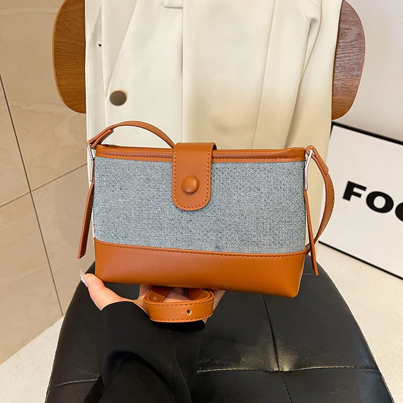 

2025 PU Patchwork Shoulder Bag Womens Minimalist Crossbody Purse Casual Square Commuter Tote Fashionable Handbag