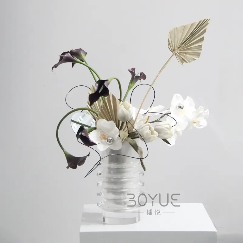 Modern White Spiral Crystal Glass Vase Simple Straight Design Home Office Desktop Decoration Ornament for Living Room