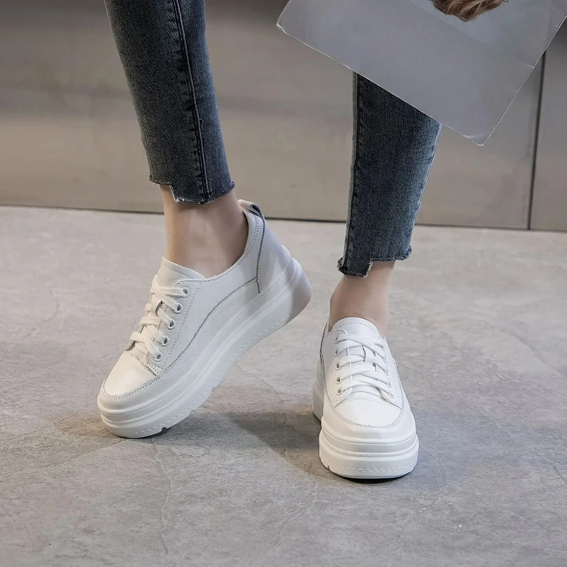 

2025 Genuine Leather White Casual Shoes Women Platform Sneaker Black Vulcanized Shoe Summer Comfortable Flats