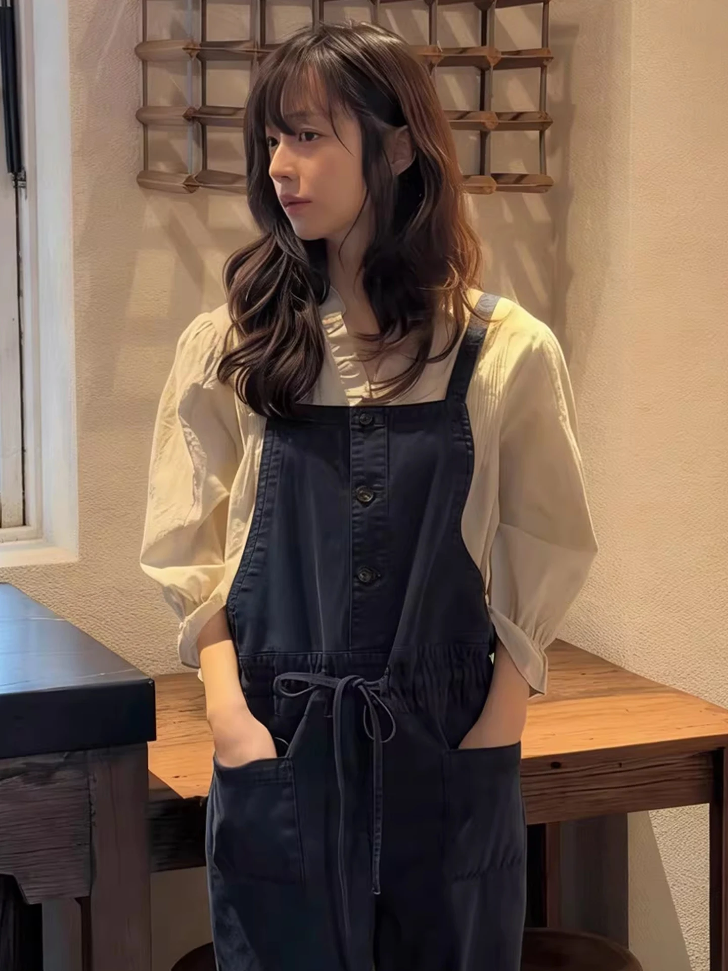 

Casual Loose Long Sleeve V-Neck Cotton Shirt Women's Summer New Style Pure Color Pleated Shirt French Style Fashion 0001 Brand