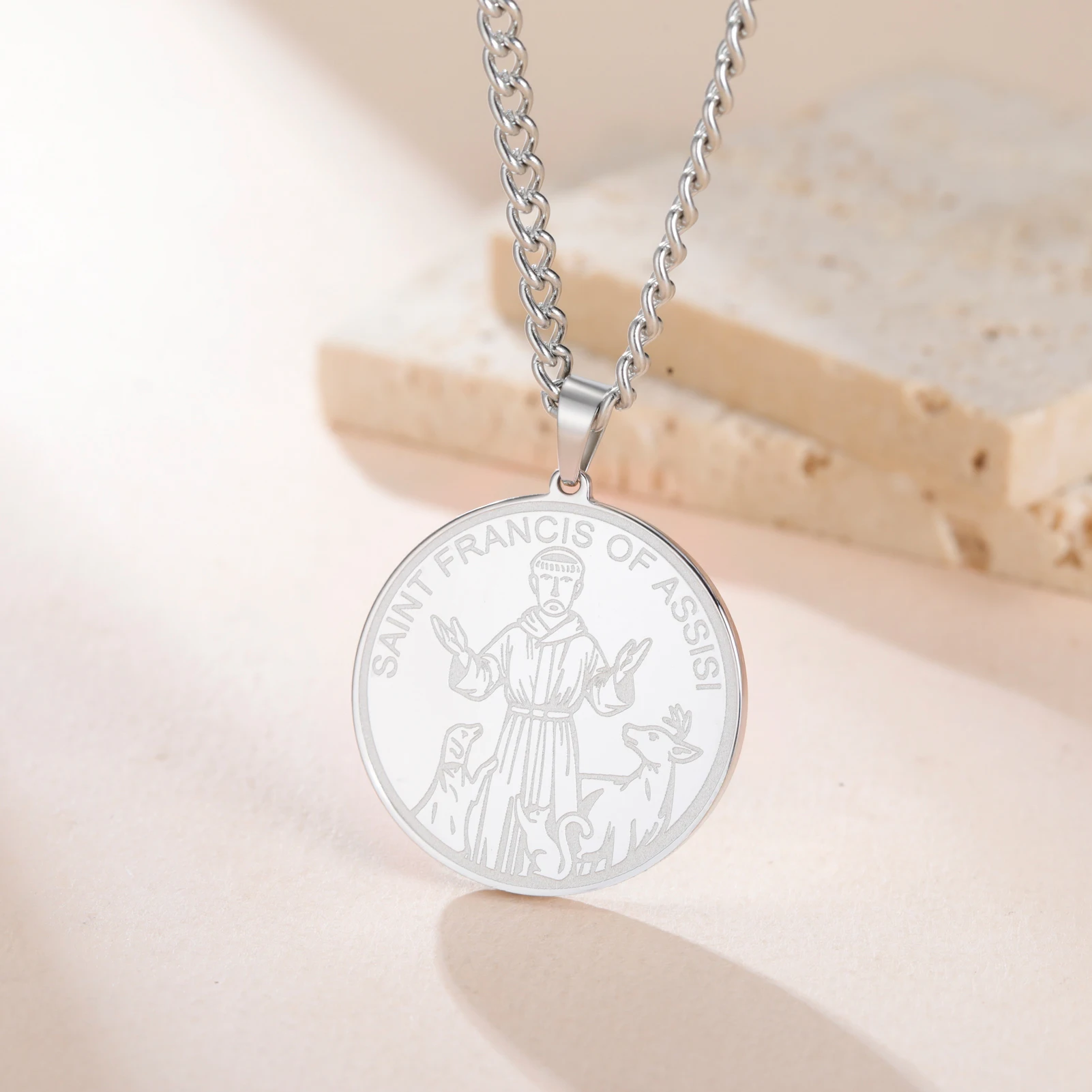 LIKGREAT سانت فرانسيس ميدالية قلادة للرجال النساء الكلب نعمة حماية الكاثوليكية القديس الدينية مجوهرات من صلب لا يصدأ هدايا #5