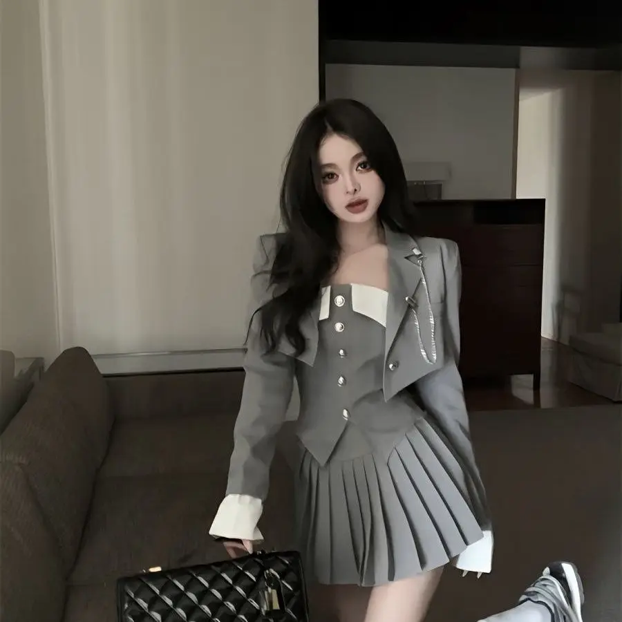

Three-Piece Strapless Vest Suit Jacket High Waist Sexy Short Pleated Skirt Women'S Spring New Jk Uniform Suit