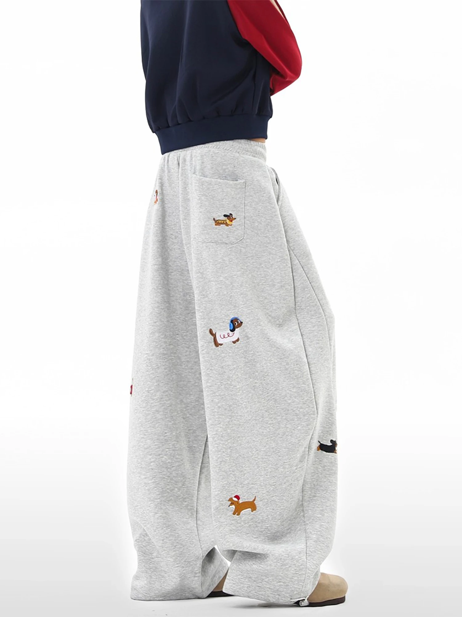 American Style Casual Pants Men's Loose Wide Leg Sport Trousers with Patchwork And Embroidery Hip Hop Style Comfortable Sweat...
