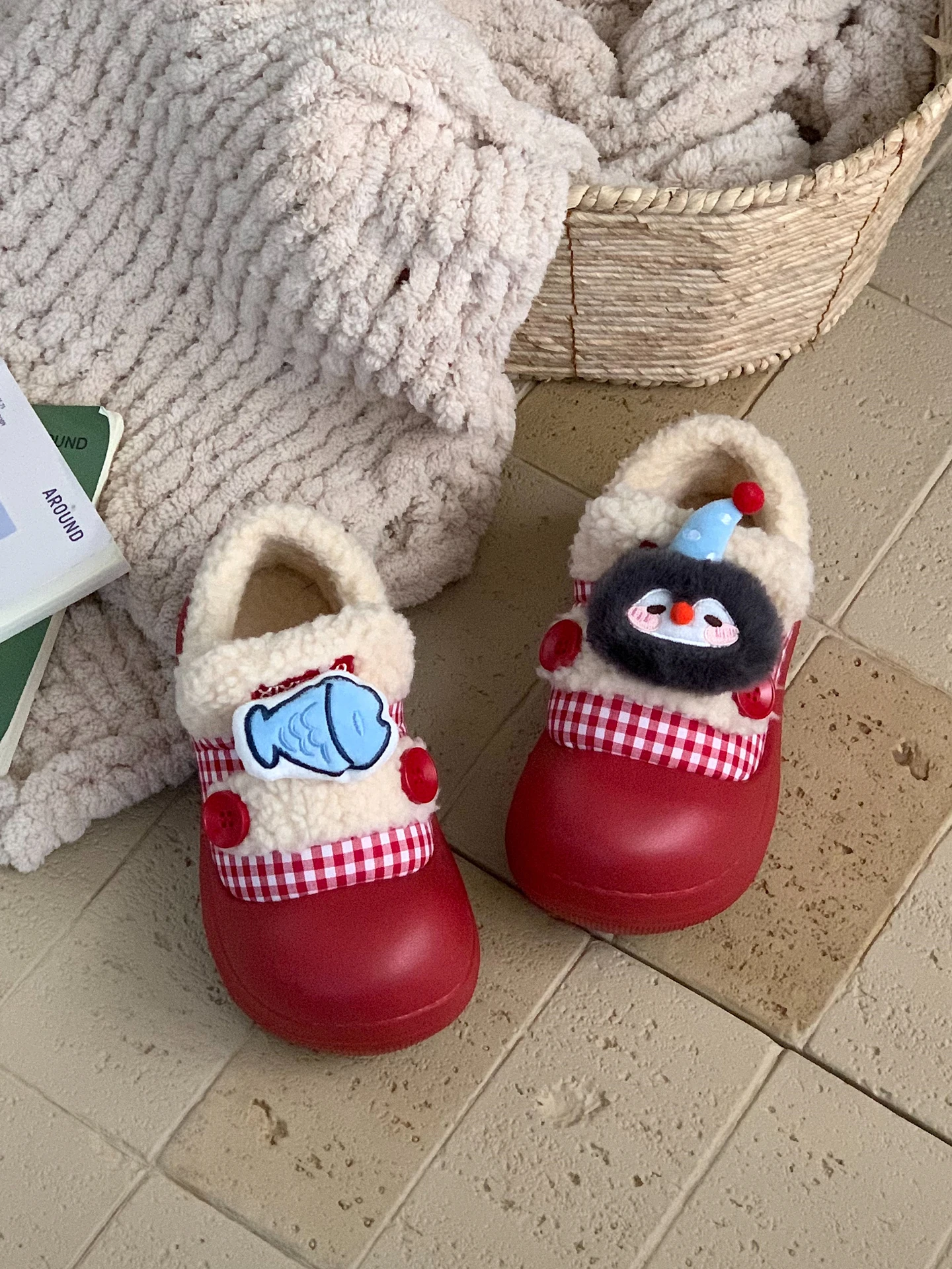 

Милые женские зимние нескользящие утепленные кроссовки на толстой подошве в стиле пингвинов, модные повседневные кеды из хлопка