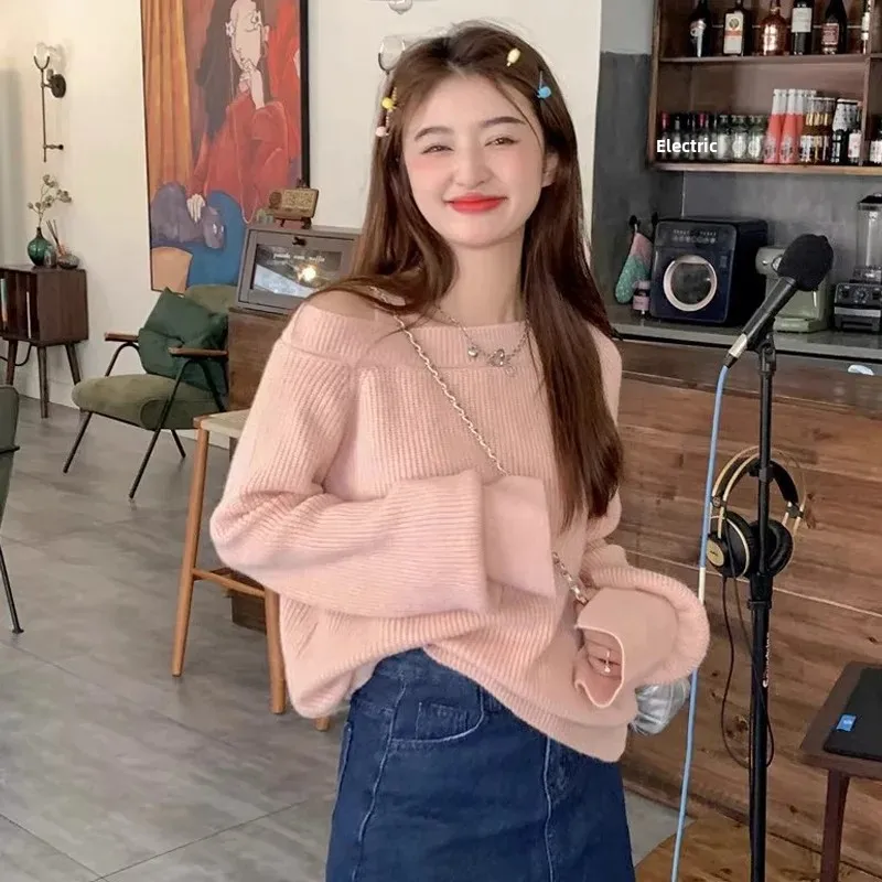 

Autumn/Winter 2023 New Gentle Style Women's Sweater Off-The-Shoulder Warm Base Layer Top Solid Color Knit Top Crew Neck Design