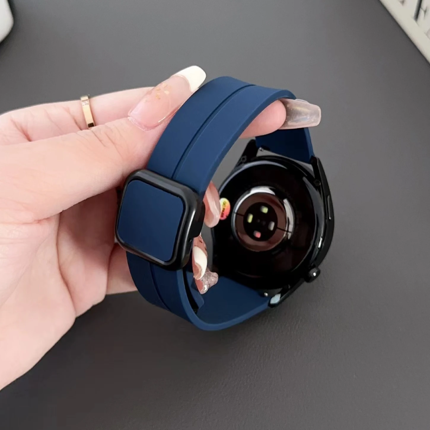 Correa de silicona con cierre magnético, pulsera para Samsung Galaxy Watch 4, 5, 6 pro, 40mm, 44mm, 45mm, 42/46mm, Huawei GT3 pro band, 20/22mm