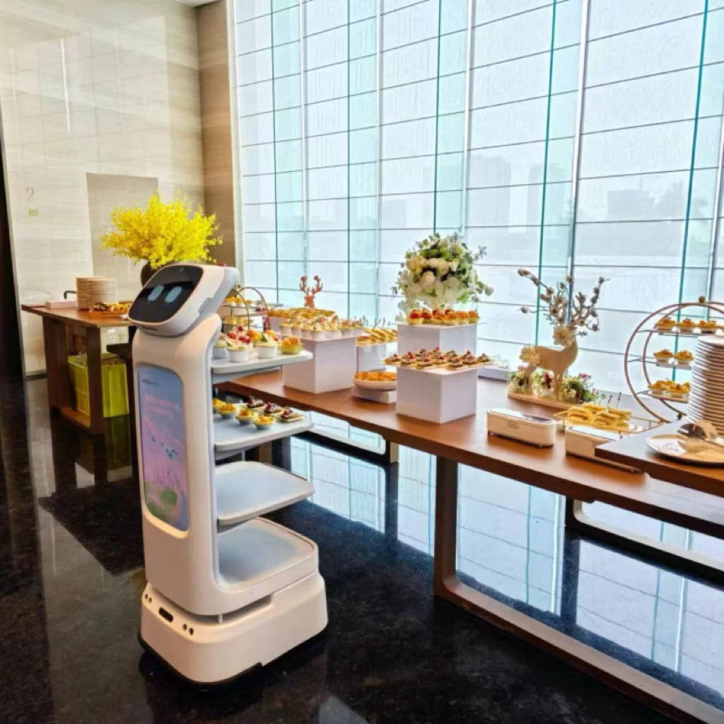 Professional Factory Intelligent Delivery Robot for Restaurant & Hotel App-Controlled Advertising Screen Waiter Service Robot