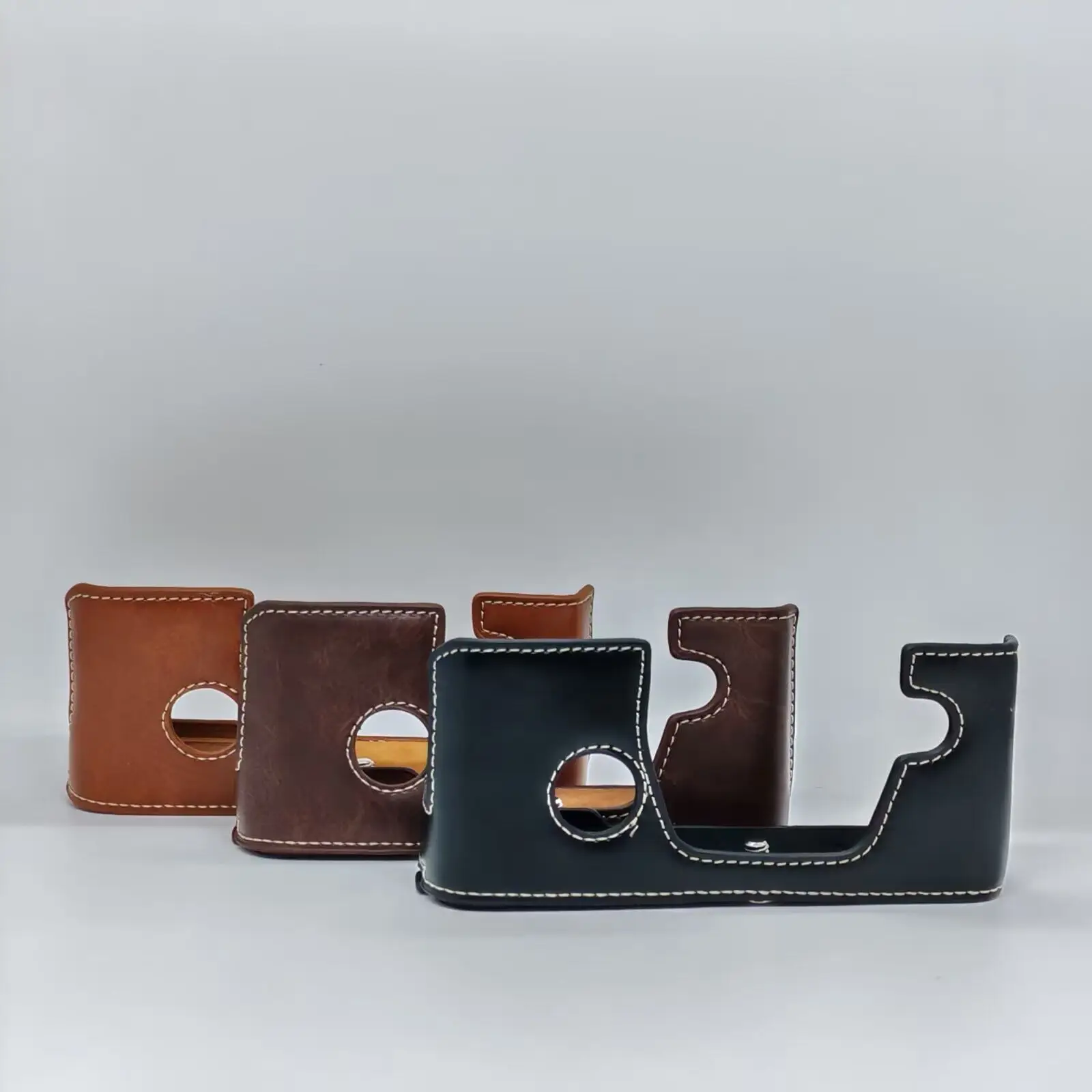 Olympus OM-3 camera base plate for vintage camera bag; half set for OM-3 with direct battery change and screws