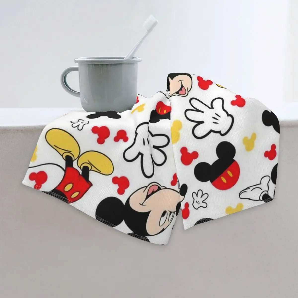 Mickey Mouse Cute Cartoon Merchandise Quick Dry Beach Towel Summer New Water Absorbing Towel No Sand Quick-Dry Surf Towels