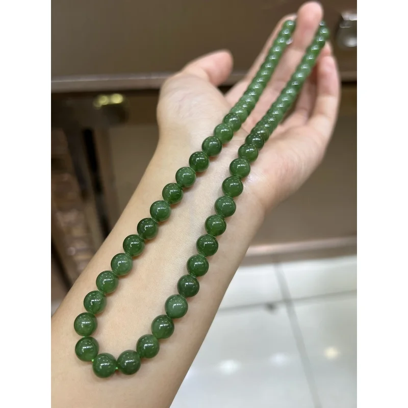 Hetian Jade Necklace In Spinach Green, With A Fine Texture, Smooth Warm Feel, Uniform Color, And Elegant Appearance When Wor