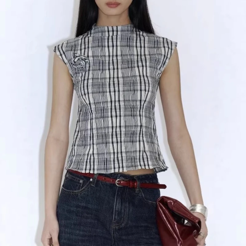 

2026 Summer New Plaid Stand up Collar Gauze Pleated Waist Rose Decoration Black and White Color Blocked Top for Women