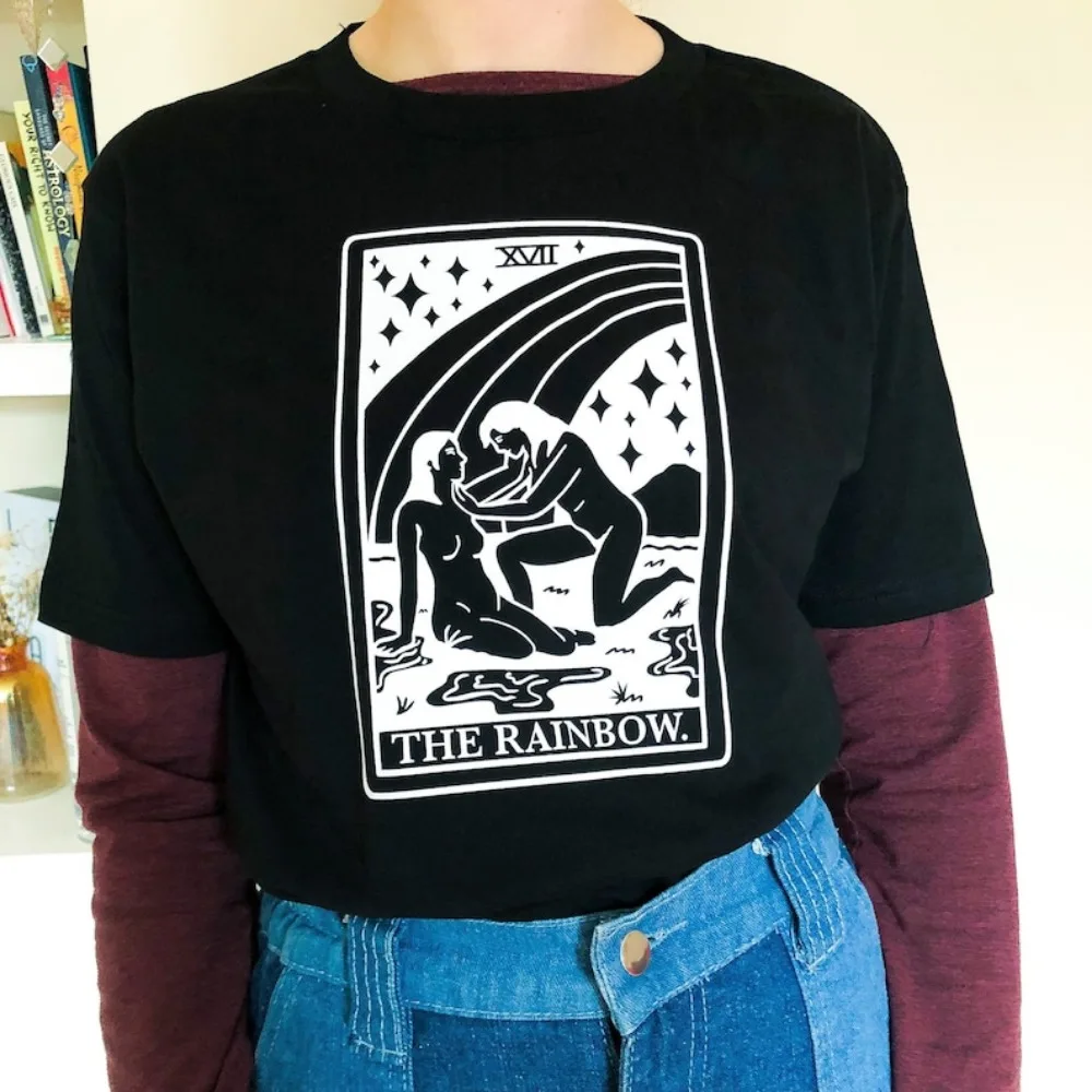 

Rainbow Lesbian Tarot Card T-Shirt Sapphic Pride Women Tops Short-sleeve Harajuku High Quality Summer Tops Aesthetic Clothes
