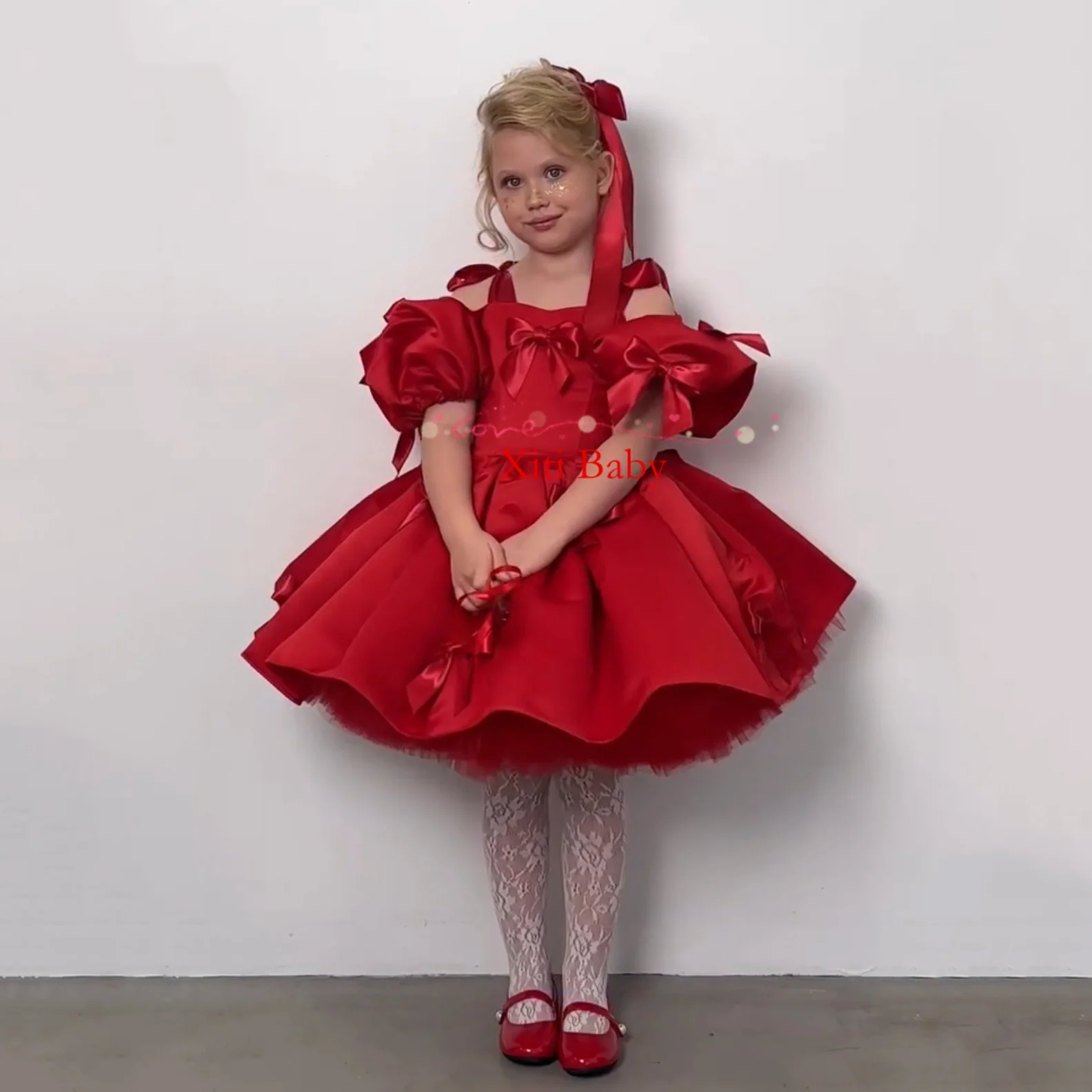 Sukienka dla dziewczynki na wesele 2026, dekolt okrągły, bufiaste rękawki, sukienki na przyjęcia dla dziewczynek, krótkie rękawy, satynowa sukienka dla dzieci na Boże Narodzenie, sukienka na uroczystości.