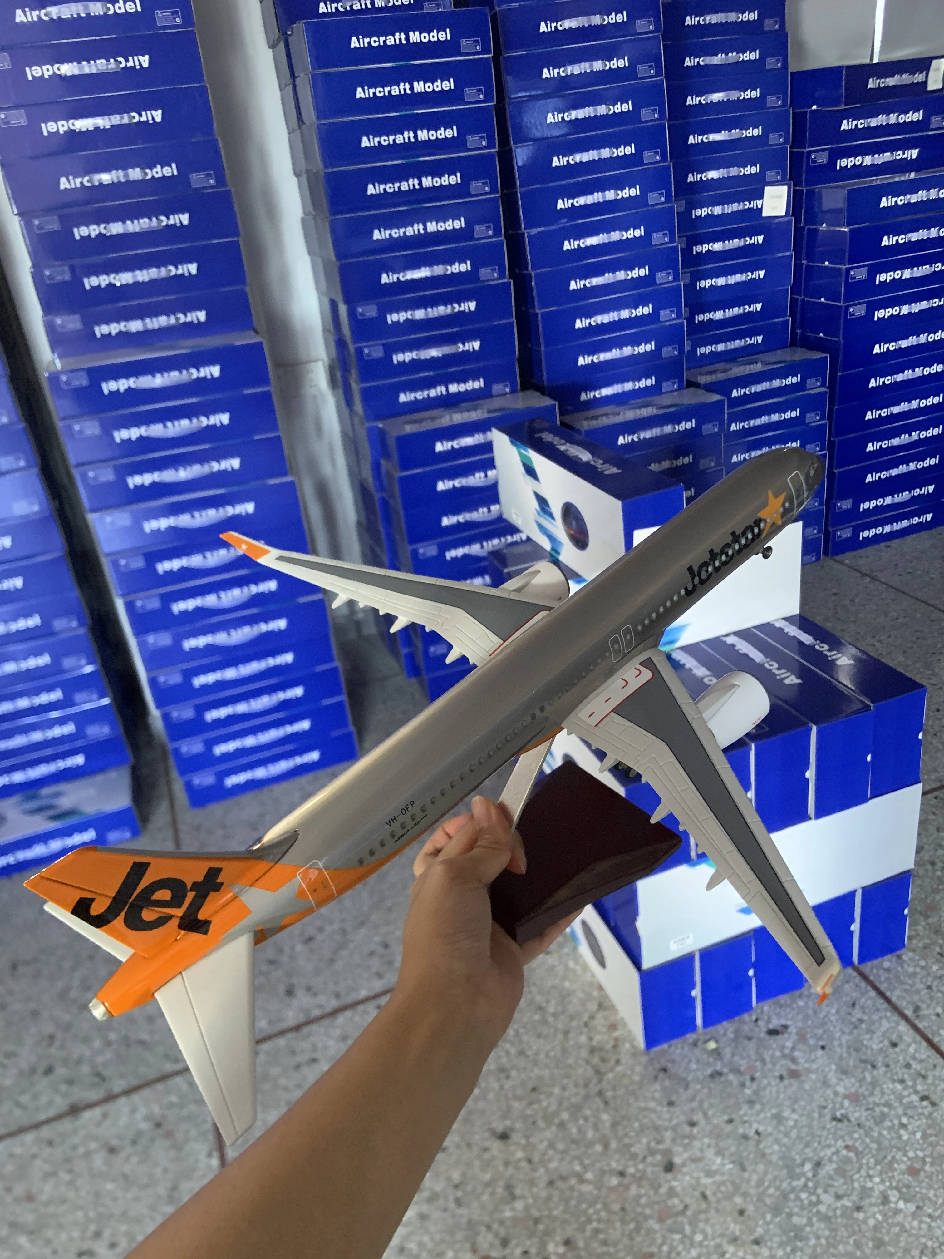 Jetstar Airways A321 1/100 Scale 47cm Collectible Plane 321