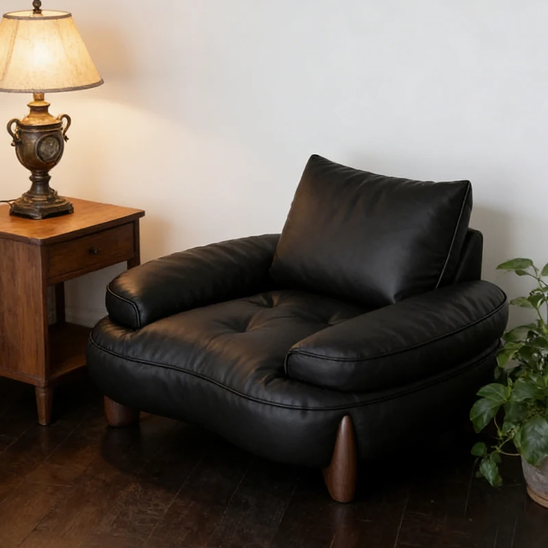 Vintage Sofa Large Nordic Living Room Sofas Simple Retro Design Single Sofa Luxury Aesthetic Art Relaxing Sofas with Armrest