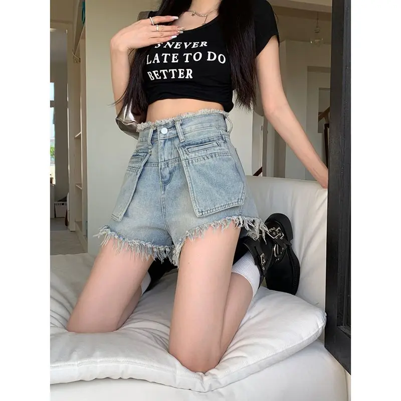 

Women's New Style Design with Breasted Slim Tassel Wide-leg Loose Retro High-waist Denim Shorts