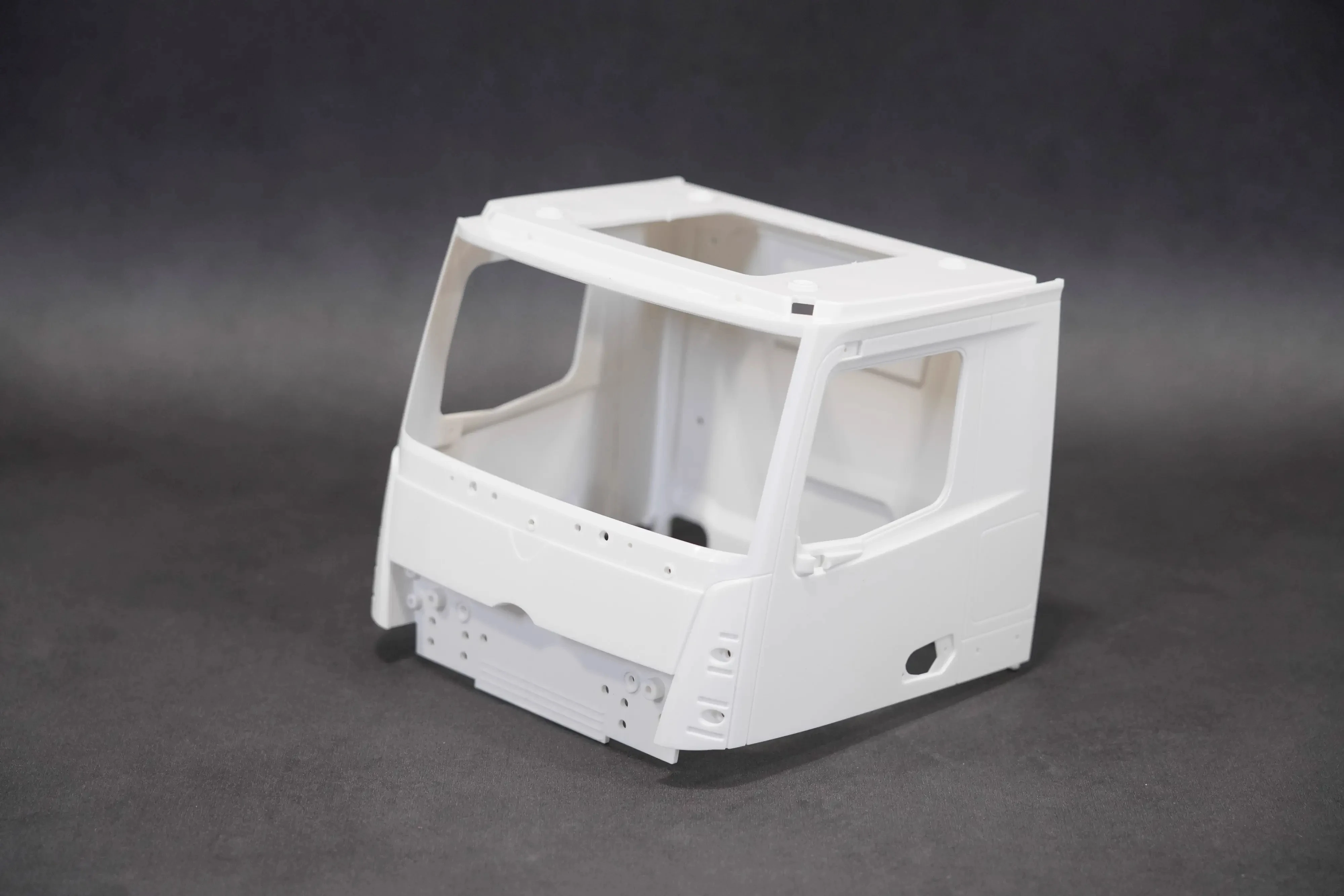 

Low Top Car Shell Plastic Upgrade for 1/14 Tamiya RC Benz AROCS 3363 Remote Control Dump Truck Trailer Toy Model Parts