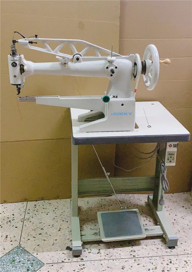 China Factory Direct Apparel Machinery Stitching Manual Hand-operated Shoe Repair Sewing Machine Patching