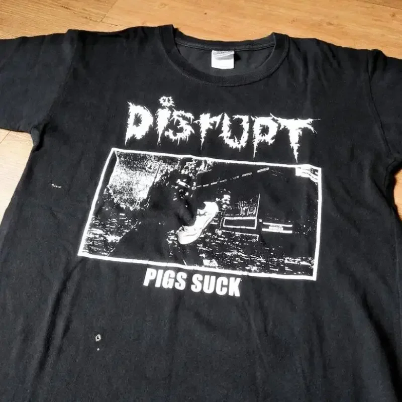 Disrupt Pigs Suck T Shirt Remake New Black