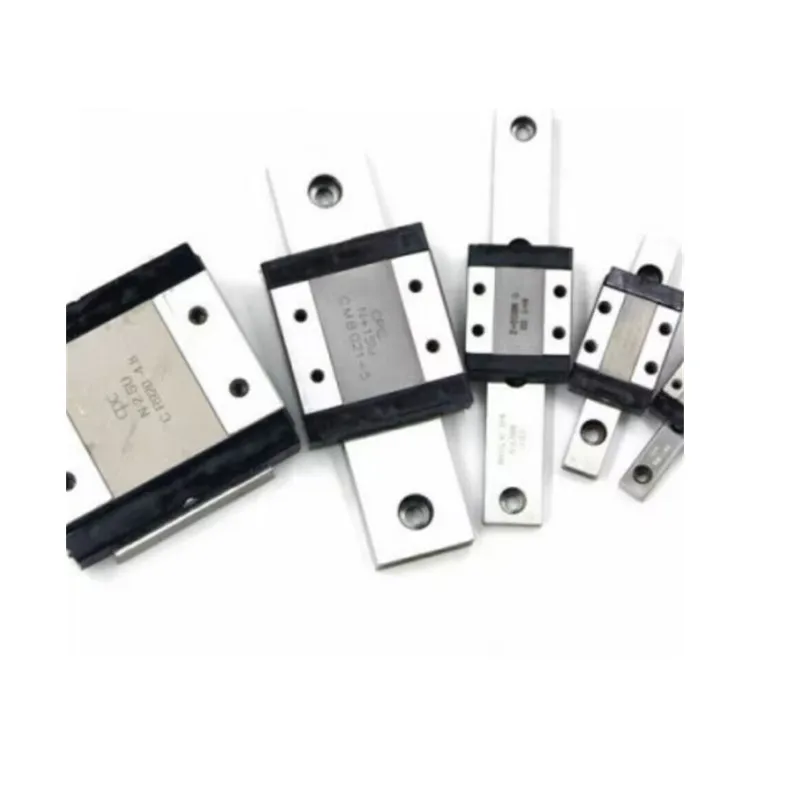 

Линейный подшипник CPC MR MRU12 15MN и линейный подшипник ARC15MN