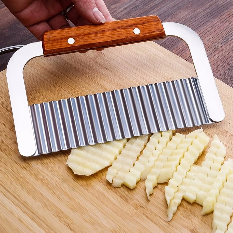 Stainless Steel Wavy Potato Cutter Wooden Handle Crinkle French Fry Slicer Creative Wave Shape Veggie Chip Cutting Tool Kitchen