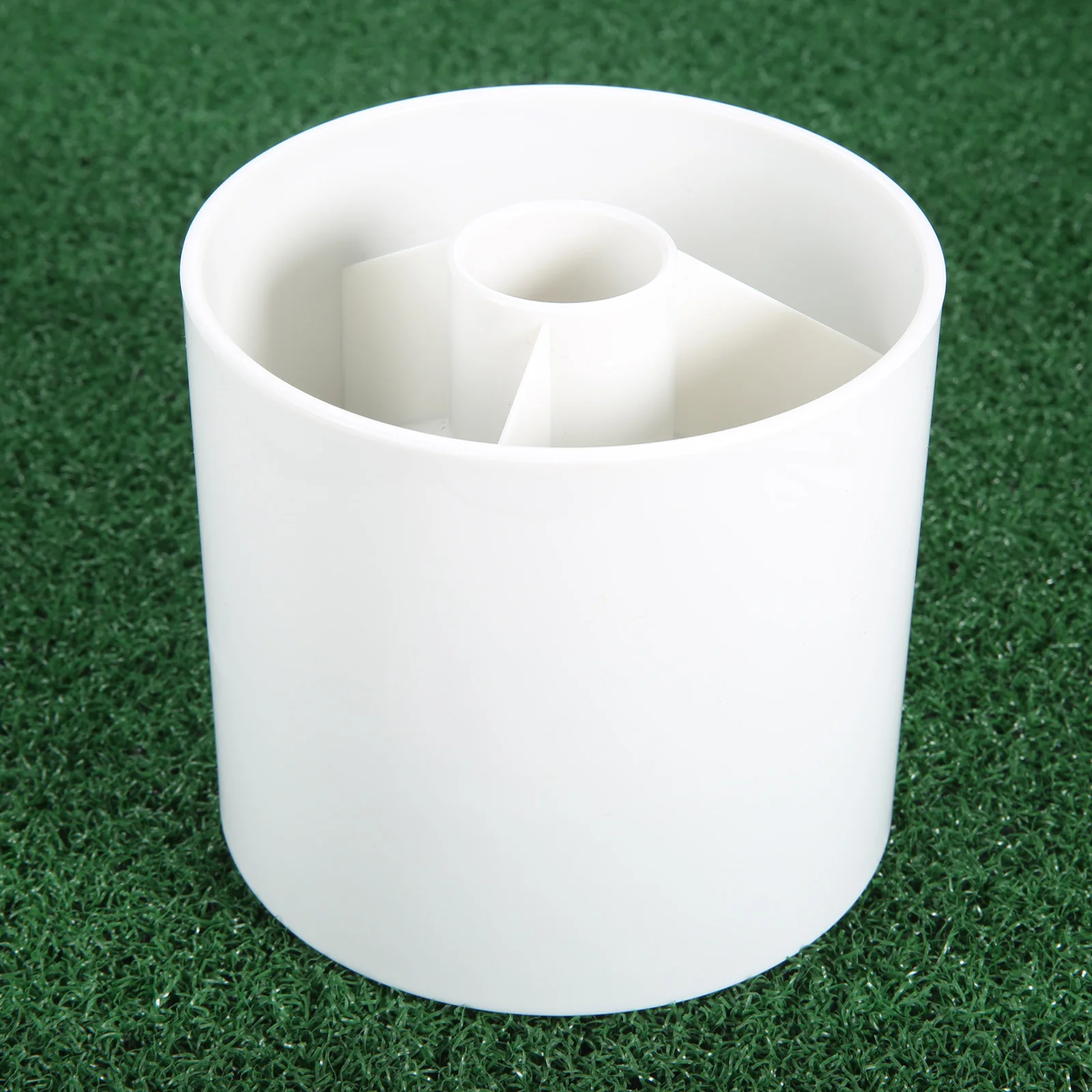 

1pc Golf Green Hole Cup Plastic White for Garden Yard Backyard Indoor Outdoor Practice Training Aids Golf Accessories