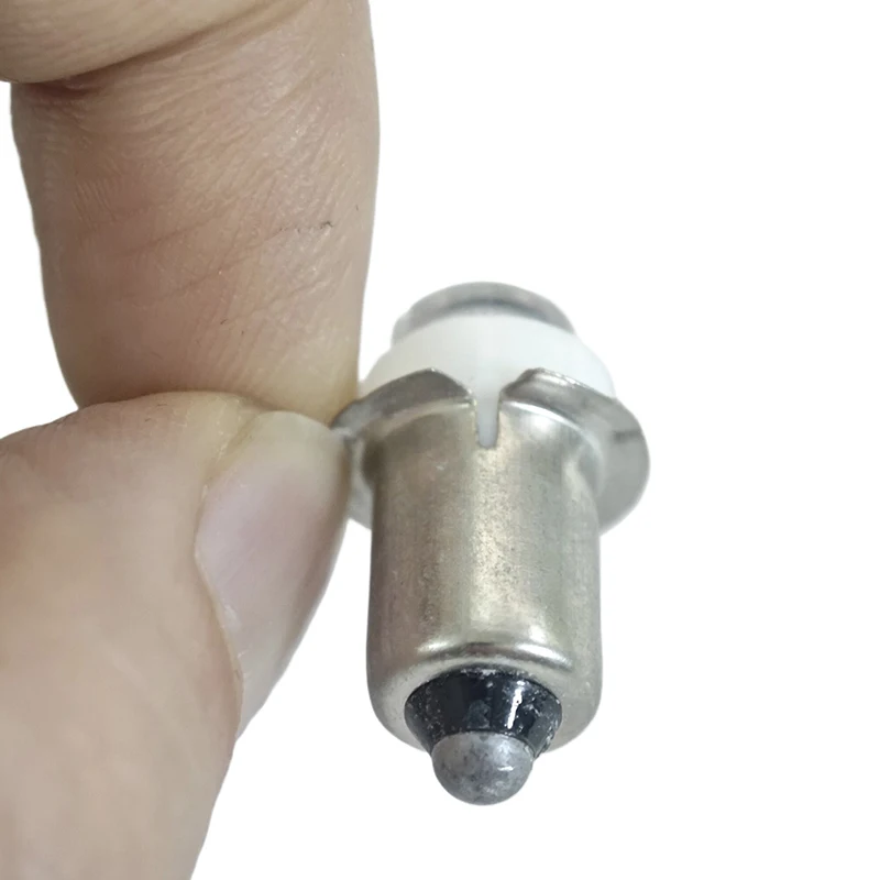 New V-shaped Notch LED Bulb For Focus Flashlight Replacement Bulb P13.5S PR2 1W Led Torch Work Light Lamp DC 2.2-2.5V White 1pc