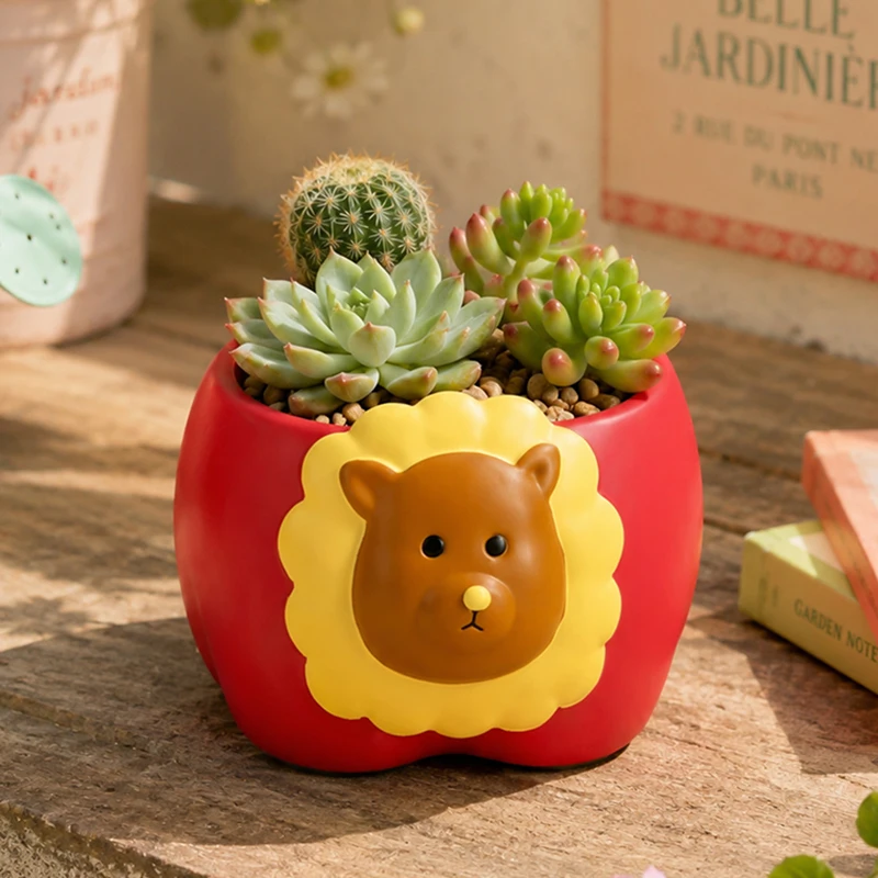 2026 New Cartoon Lion Succulent Planter Resin Mini Cactus Pot Desktop Windowsill Balcony Garden Decor Nice Gift for Plant Lovers