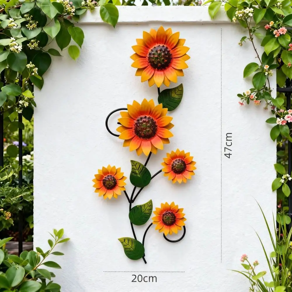 Metal Sunflower Wall Hanging Ornament For Indoor Living Room Exterior Garden Fence Courtyard Rustic Home Art Decor
