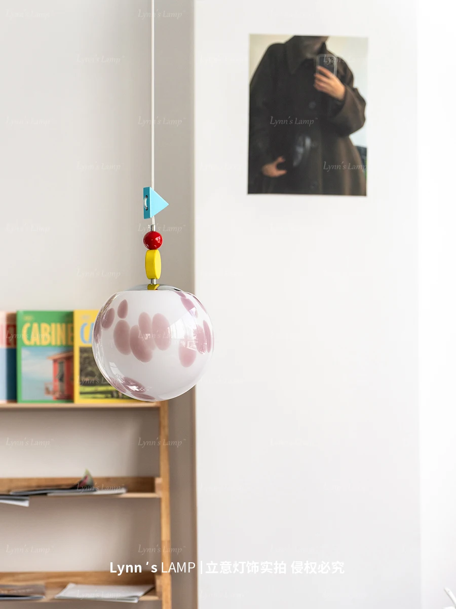 Middle aged cream style restaurant pendant lamp bedroom Memphis atmosphere children's room bedside lamp