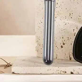 One-Word Flat Top Foundation Brush Lightweight Liquid Makeup Brush With Makeup Foundation Sponge Makeup Tools Accessories