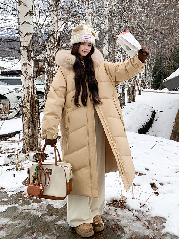 

Женская длинная зимняя куртка с большим меховым воротником, очень теплая, приталенная, белая, на пуху, новинка 2025 года