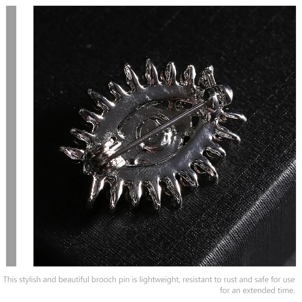 

Rhinestone Evil Eye Brooch Pin Vintage Design Lapel Pin Party Brooch for Women Clothes and Suit Decoration Brooches for Women