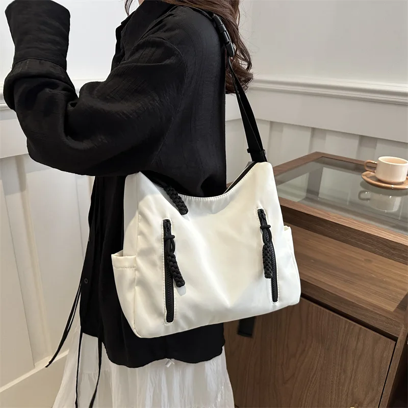 Simple Solid Color Tote Bag Nylon Underarm Shoulder Bag Personalized Large Capacity Commuting Bag Women'S Tote Bag Handbags