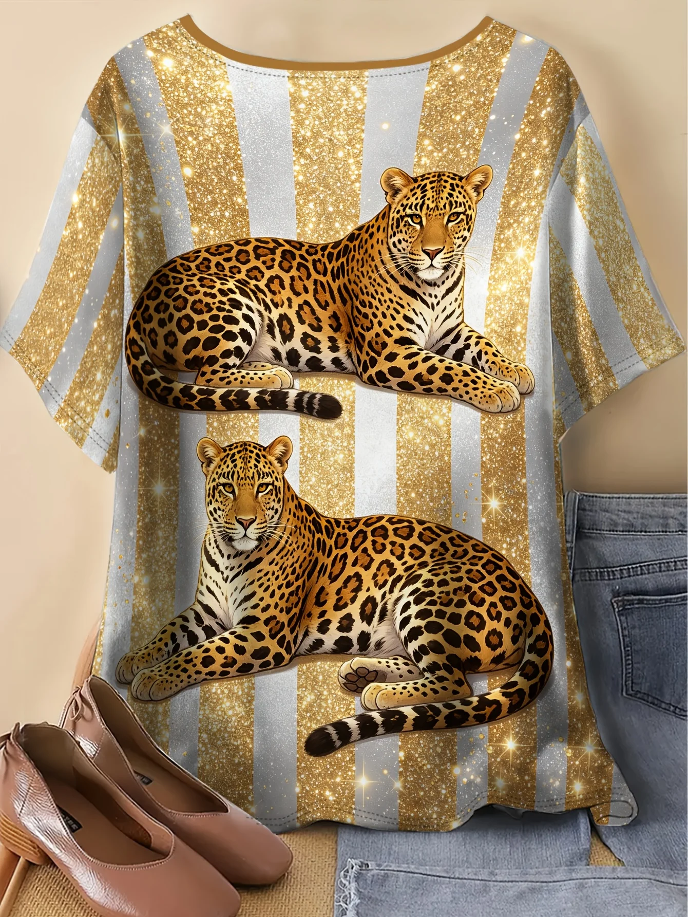 Women Crew Neck Short Sleeve T‑Shirt, Two Leopards Glitter Gold Silver Stripe Wildlife Graphic Casual Summer Tee