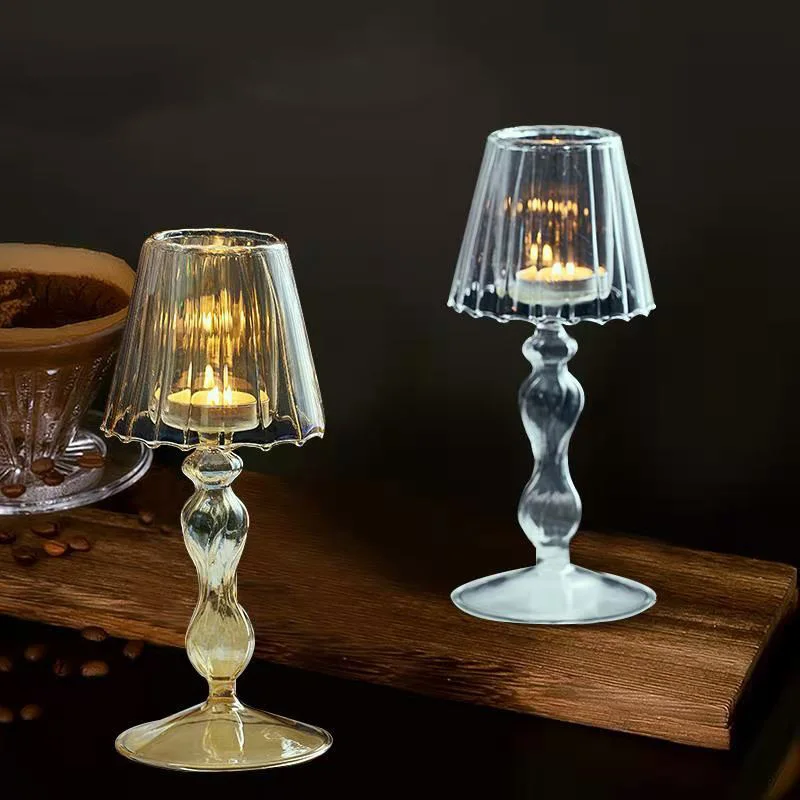Candelabro de Vidro para Cozinha: Uma Solução Elegante e Prática para Decoração de Mesa