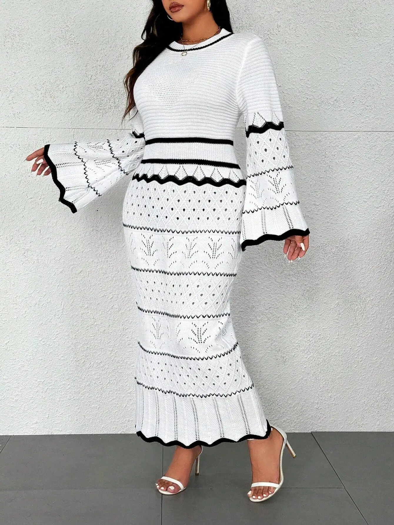 

Элегантное платье-свитер больших размеров для женщин с контрастной отделкой, расклешенными рукавами и подолом в стиле русалки