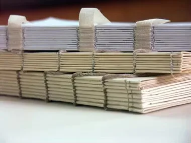 Línea de laminación automática de libros y portátiles Hx180 para costura de hilos