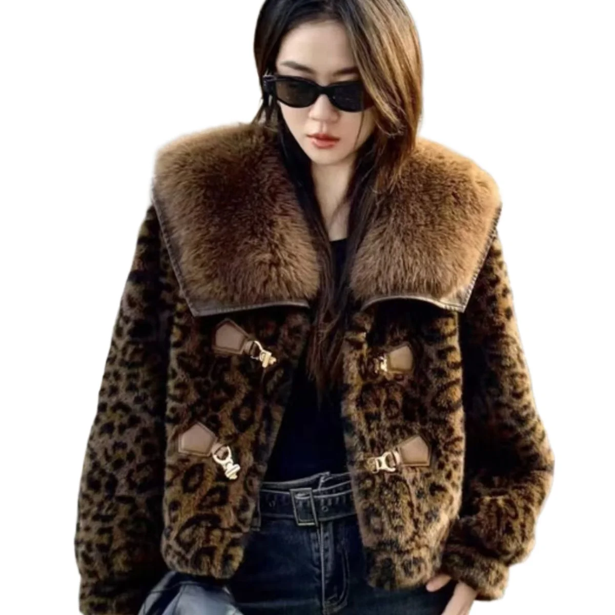 

2025 Fashion New Women's Fur Jacket Short Coat Thick Leopard Print Fur Clothing