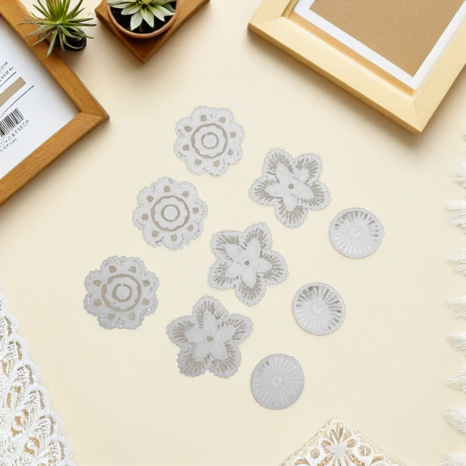 

9Pcs Miniature Lace Doilies Dollhouse Placemat 1:12 Scale Round Vintage Crochet Tablecloth Mini Home Decor Accessories