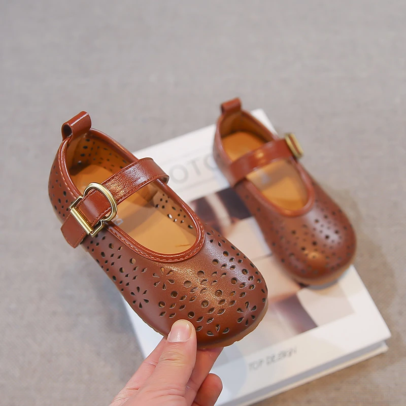 Toddler Girls Silver Mary Jane Shoes, Breathable Hollow Out Flats with Adjustable Strap, Comfort Casual Dress Shoes for Kids