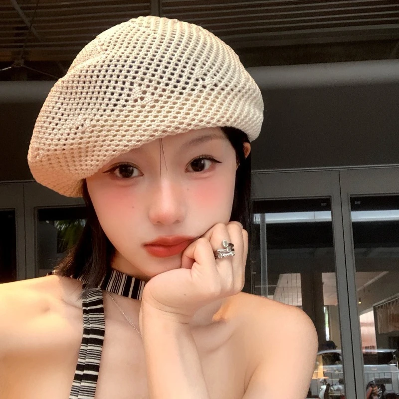 Koreanische schlichte, einfarbige, atmungsaktive Strickmütze für Damen – dünne Sommer-Baskenmütze im modischen, literarischen und künstlerischen Stil – Detail 2