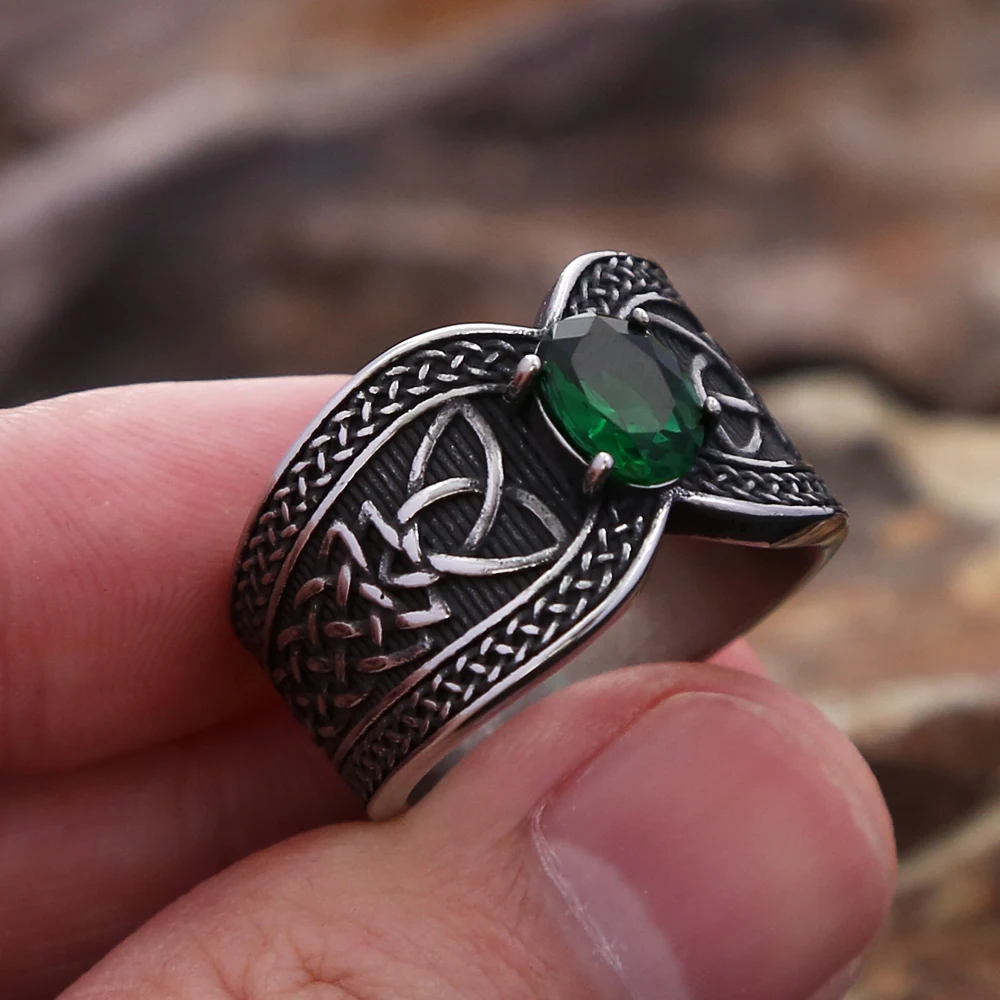 New Design Creative Stainless Steel Green Stone Ring For Men Women Fashion Vintage Viking Celtic Knot Rings Amulet Jewelry Gifts